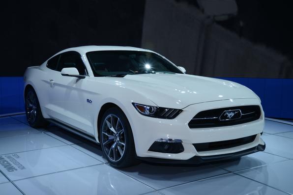 Ford Mustang 50 Year Limited Edition  - Newspress/divulgação