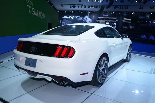 Ford Mustang 50 Year Limited Edition  - Newspress/divulgação