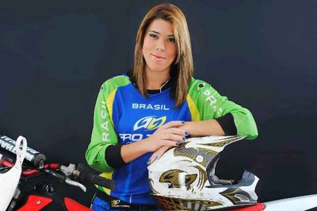 Alanne divide o tempo com a prática do esporte e os negócios na área ( Acervo pessoal)