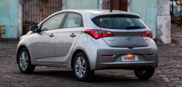 Na traseira, o para-choque veste bem a carroceria e garante acabamento estiloso (Hyundai/Divulgação) Na traseira, o para-choque veste bem a carroceria e garante acabamento estiloso (Hyundai/Divulgação)