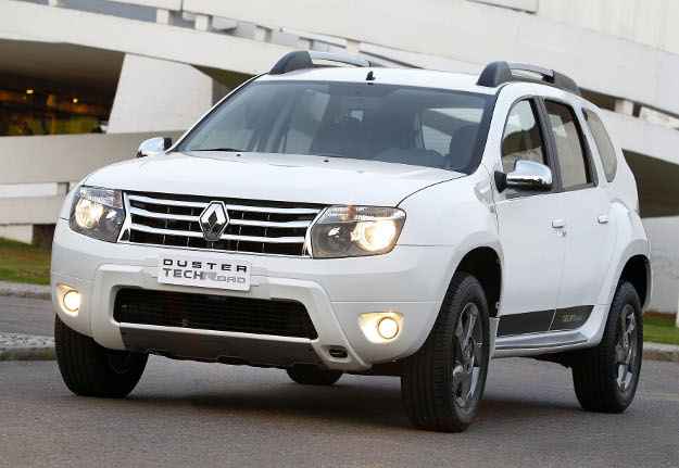 Versão especial ainda inclui faróis com máscara negra e rodas de alumínio na cor cinza Inox (Divulgação) Versão especial ainda inclui faróis com máscara negra e rodas de alumínio na cor cinza Inox (Divulgação)