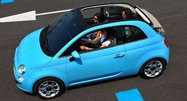 Versão conversível deve vir com preço próximo aos R$ 60 mil (Fiat/Divulgacao) Versão conversível deve vir com preço próximo aos R$ 60 mil (Fiat/Divulgacao)