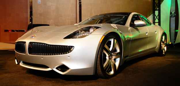 Sucesso de vendas nos Estados Unidos, o elétrico de luxo Fisker Karma surpreende pela autonomia de 80 km e uma motorização (híbrida) que gera 402 cv de potência. (Michelin/Divulgação) Sucesso de vendas nos Estados Unidos, o elétrico de luxo Fisker Karma surpreende pela autonomia de 80 km e uma motorização (híbrida) que gera 402 cv de potência. (Michelin/Divulgação)