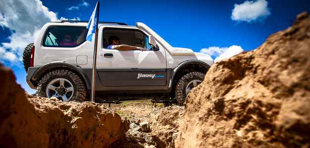 Jimny vem para disputar mercado dos 4x4 (Murilo Mattos/Divulgacao)