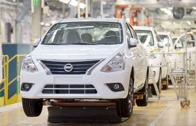 Nissan versa youtube vrum #7