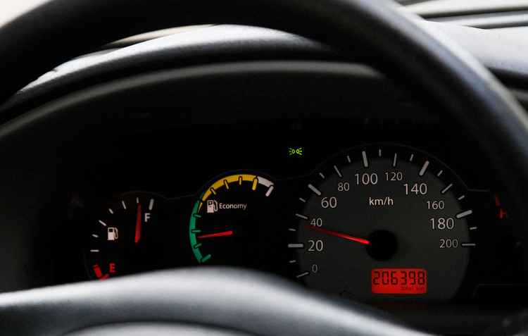 Velocidade constante gasta menos combustível - Ricardo Fernandes / DP